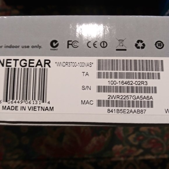 NetGear N600 Wireless Dual Band Gigabit Router - Picture 2 of 4